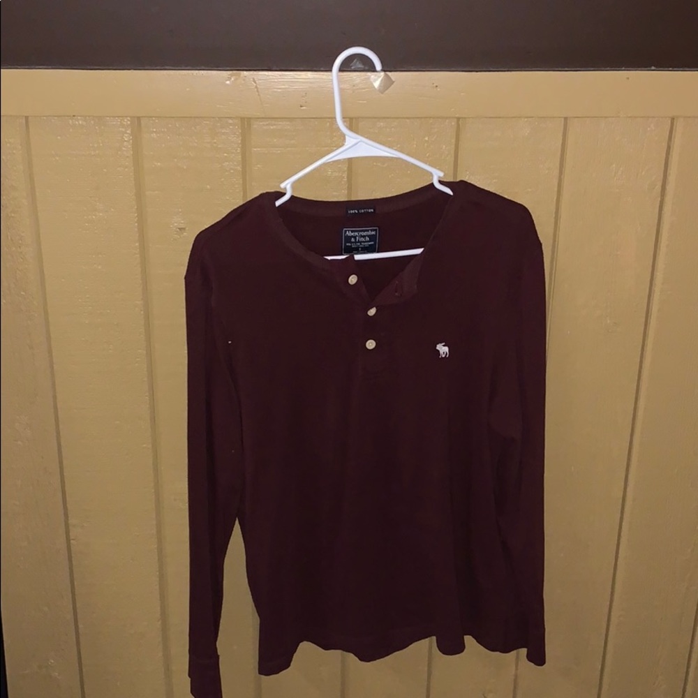 Maroon Abercrombie long sleeve tee